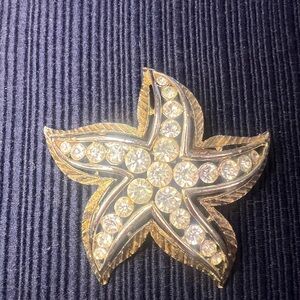 Vintage Gold Starfish Brooch with Clear Rhinestones